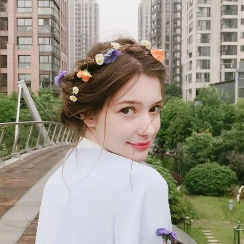 欧美女生霸气拽头像