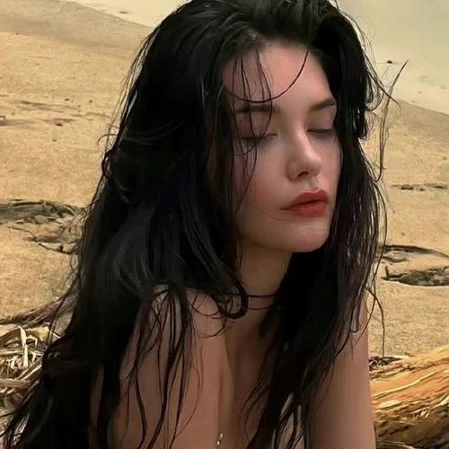欧美女生霸气拽头像