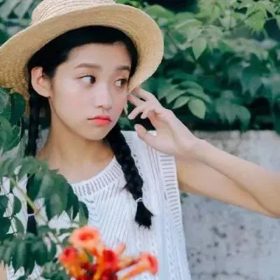 女生头像丨森系气质文艺女生头像