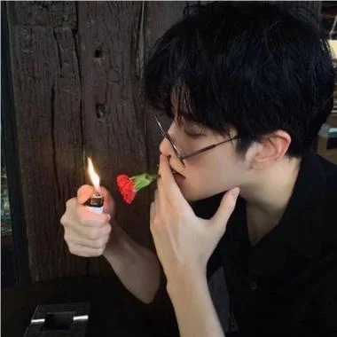 非主流男生头像-非主流男生头像