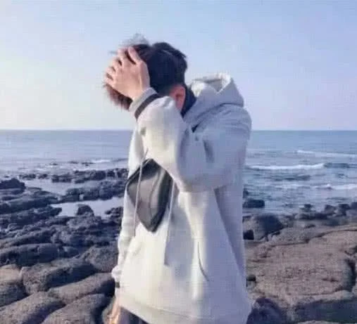 不像情头 的情侣头像,隐藏的小心机,巧妙躲过班主任