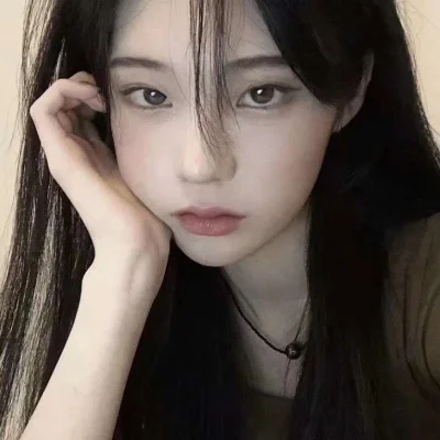 超拽霸气的女生头像