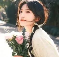 头像女生简单气质