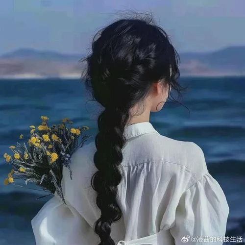 头像女生简单气质