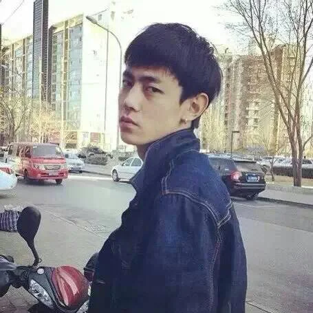 这个人叫什么 喜欢他好久了 谁能告诉我 急急急