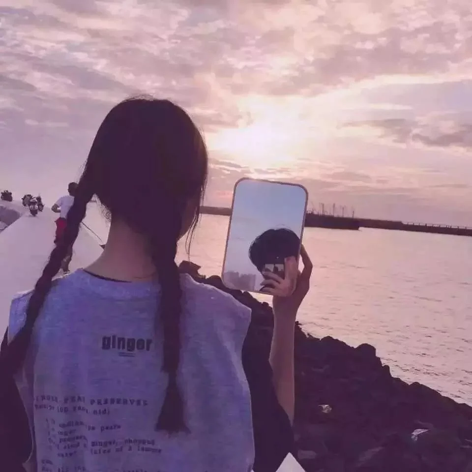 情侣头像 时光清浅,恰如其分