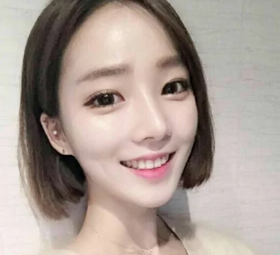 脸大的女人,头发别留太长,试试3款 减龄短发 ,显高显脸小