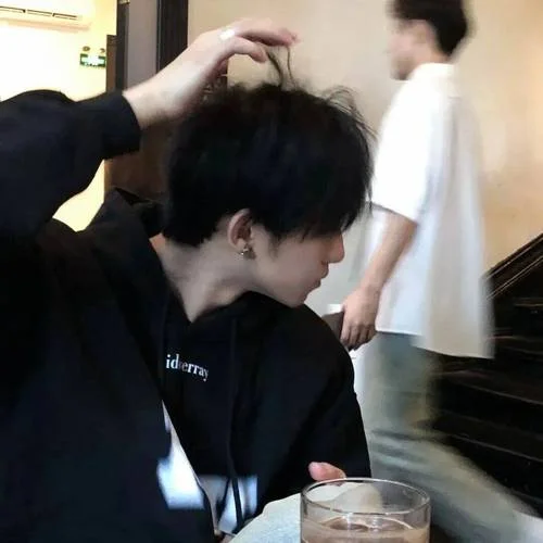 男生头像图片帅气