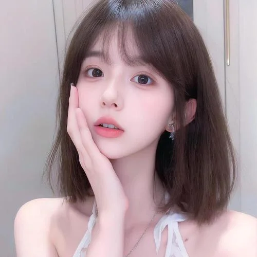 2018最潮最火女生头像