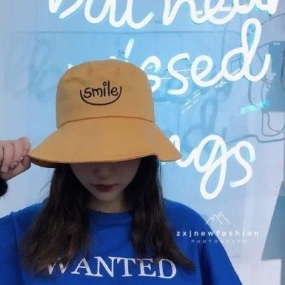 小清新帽子女头 愿你路上有良人 qq女生头像 我要个性网