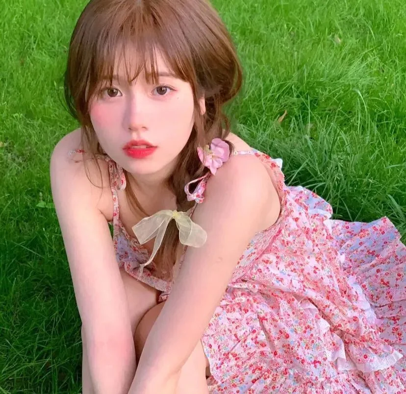 头像 适合夏天用的女生头像
