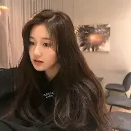 头像女生简单气质