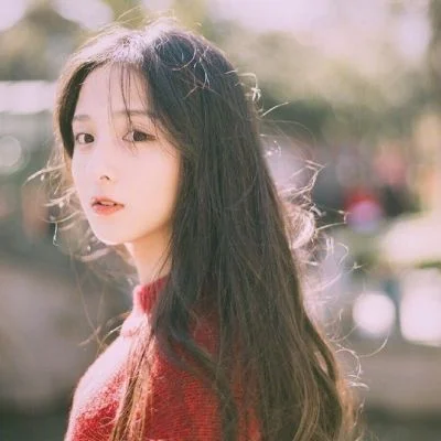 愿你眼中总有光芒 活成你想要的 qq女生头像 我要个性网