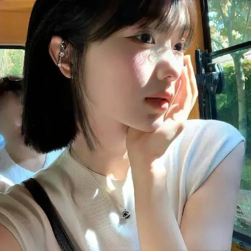 短头发女生头像