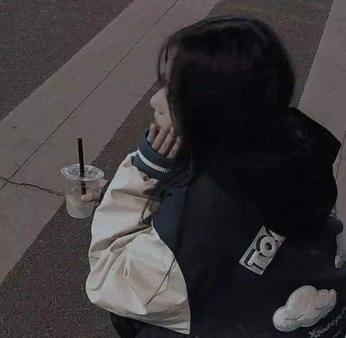 丧系头像女真人