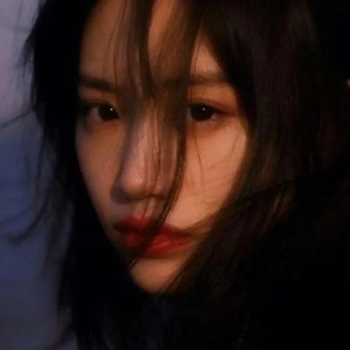 qq头像女生伤感