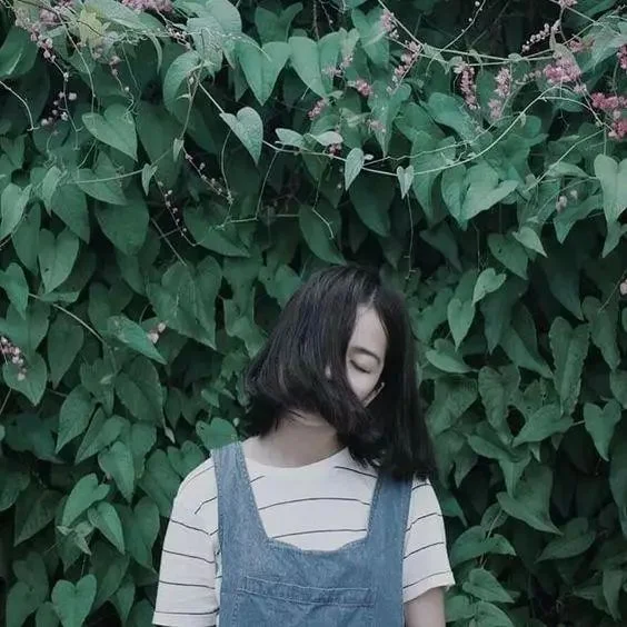手机摄影丨学会这4招,轻松拍出高颜值照片,告别僵硬ng照