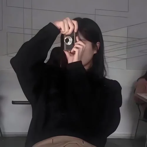 氛围感ins女生头像