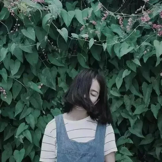 手机摄影丨学会这4招,轻松拍出自然又有气质的照片