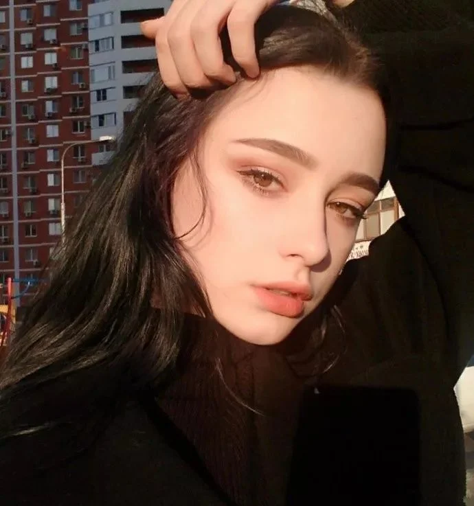 她们的发型美的有点过分了 亚洲女生最适合的欧美发型