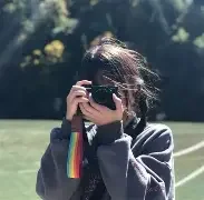 头像女生背影