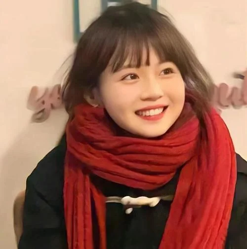 韩系红色系女生头像