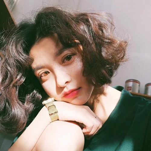 女生头像贴吧